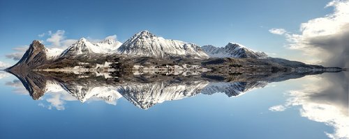 Foto von einem Fjord in Norwegen